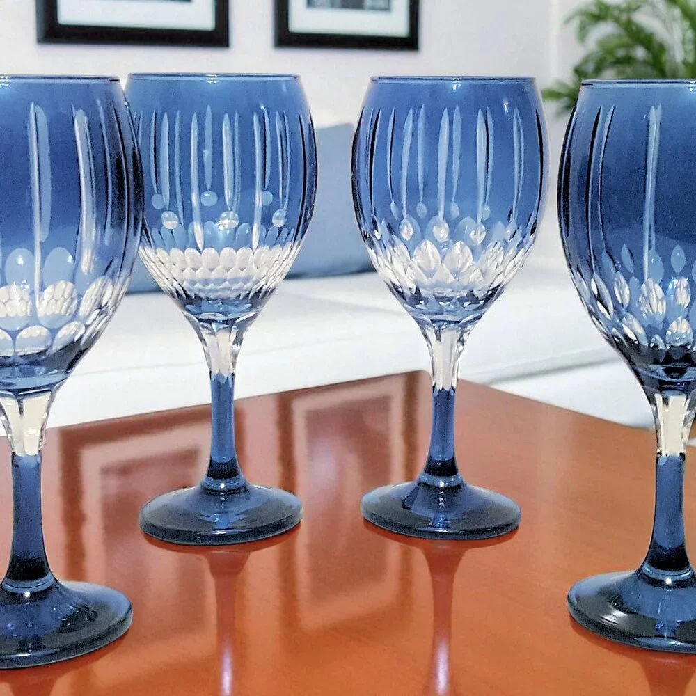 NEW RARE Williams Sonoma S/4 Blue Wilshire Jewel Cut Wine Glasses 15.5 OZ NIB